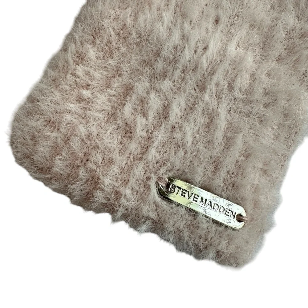 NWT Steve Madden Soft Beige Fuzzy Stretch Gloves, OS